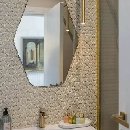 Finest 1 Apartment *